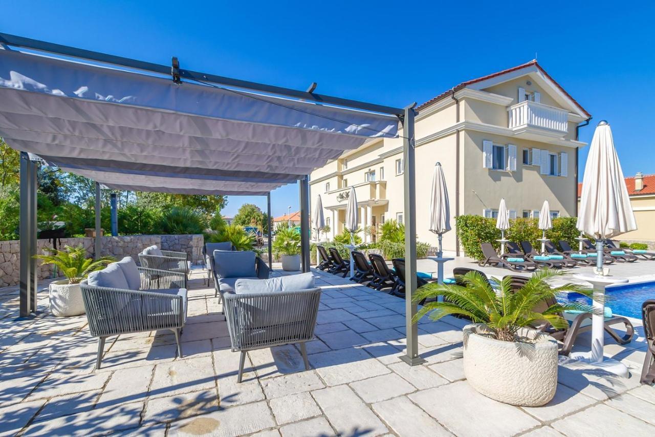 Luxury Apartments Villa Mande Malinska Rum bild